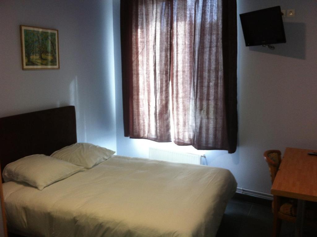 Hotel Moderne Nanterre Cameră foto